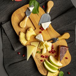 Bambusové prkénko na sýry NAVA Terrestrial 33 cm + 3 nože