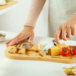 Bambusové prkénko na sýry NAVA Terrestrial 33 cm + 3 nože