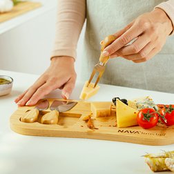 Bambusové prkénko na sýry NAVA Terrestrial 33 cm + 3 nože