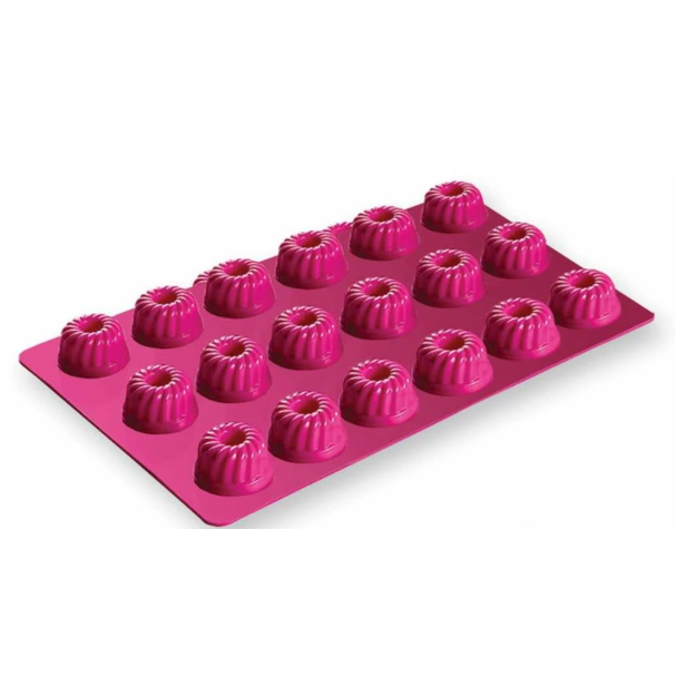 Silikonová forma na 18 mini báboviček Alvarak 29x17 cm