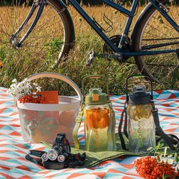 Plastová láhev KönigHOFFER Remo zelená 1,4 l