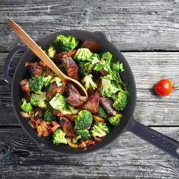 Litinová pánev Orion se smaltovaným povrchem 28 cm